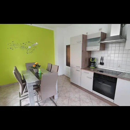 Ferienwohnung Unger דירה שווארצנברג